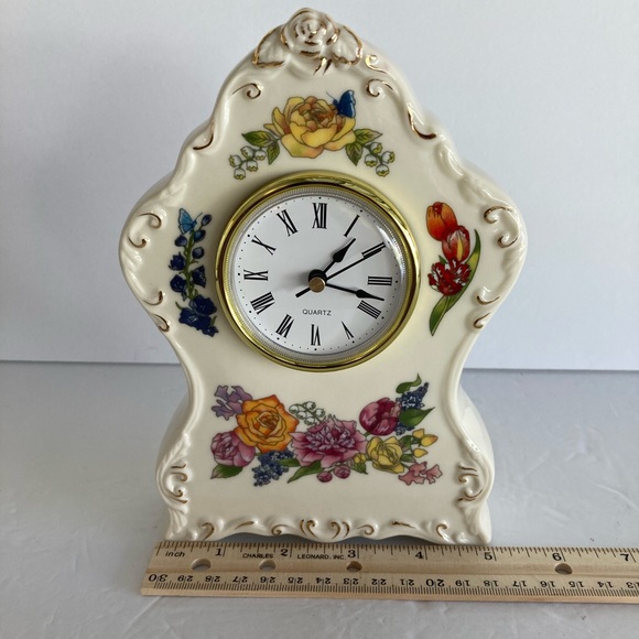 Table clock - Picture 9 of 10